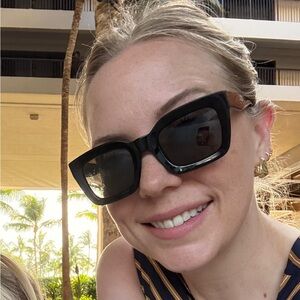 Meet your Posher, Sally